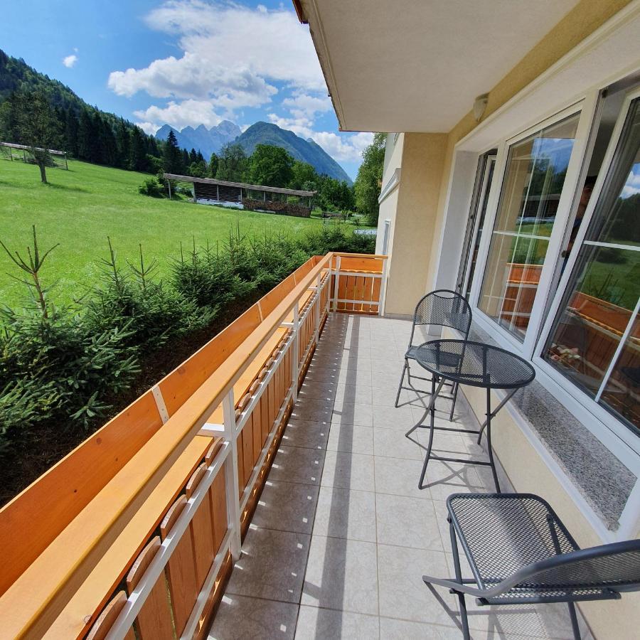 Apartma Rožle Mojstrana Exterior foto