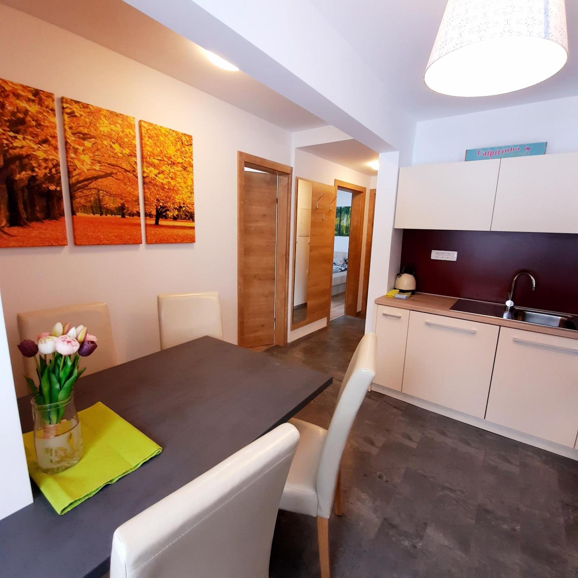 Apartma Rožle Mojstrana Exterior foto